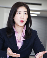 安東 美奈講師